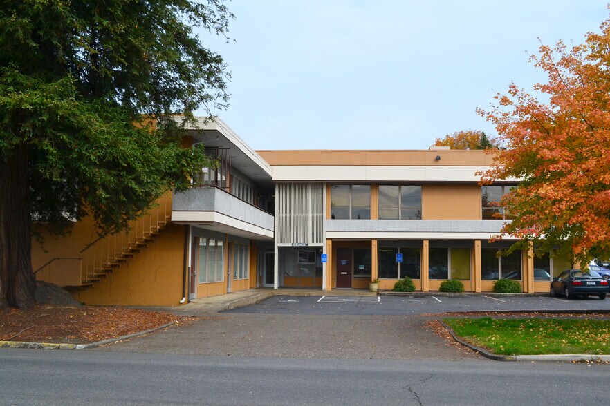 565 Union St NE, Salem, OR à louer - Photo du bâtiment - Image 2 de 4