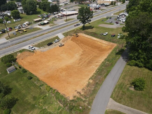 Plus de détails pour 515 W US Hwy 19 ByPass E, Burnsville, NC - Terrain à vendre