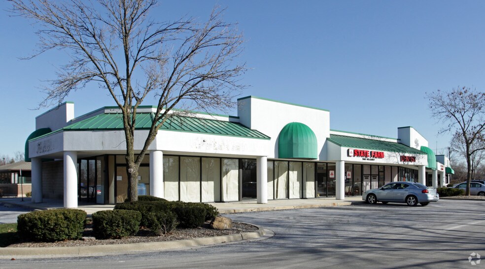 2800-2828 75th St, Woodridge, IL à louer - Photo du bâtiment - Image 2 de 13