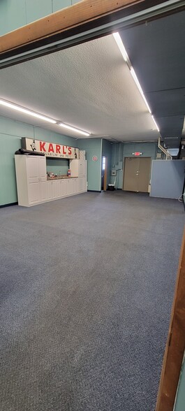 1669 E Saint Louis St, Springfield, MO for lease - Building Photo - Image 3 of 15