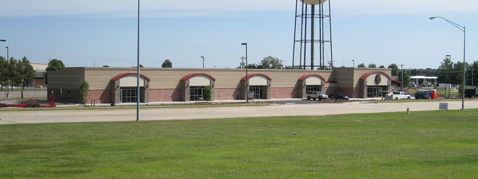 5400 Phoenix Ave, Fort Smith, AR à louer - Photo du bâtiment - Image 2 de 5