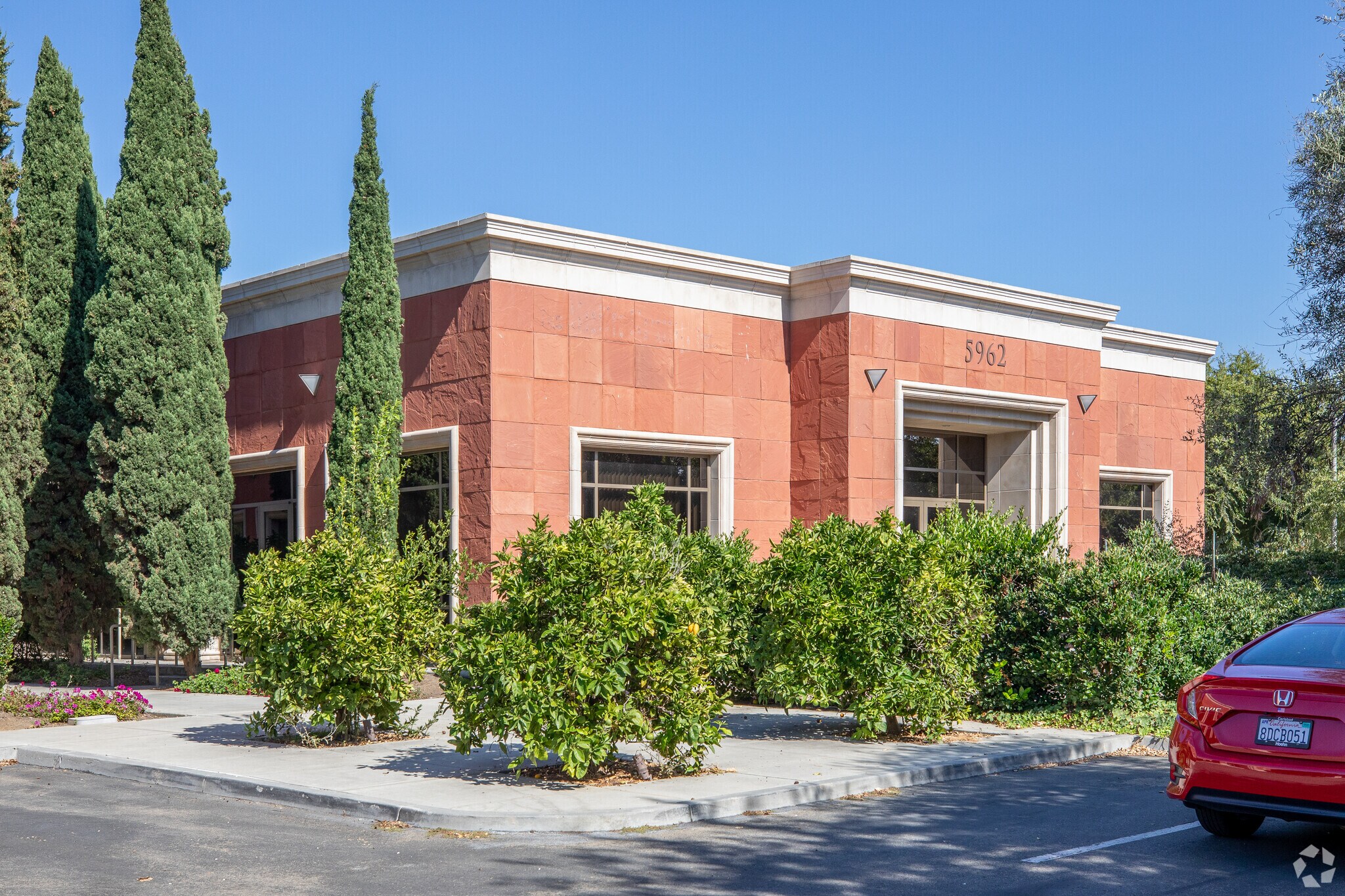 5962 Priestly Dr, Carlsbad, CA à vendre Photo principale- Image 1 de 8