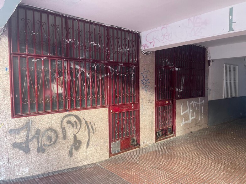 Portefeuille de 2 propriétés à vendre sur LoopNet.ca - Photo du bâtiment - Image 2 de 3