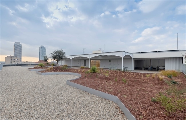 Carrer de Ramon Turró, 27-29, Barcelone, Barcelona à louer - Photo du bâtiment - Image 3 de 7