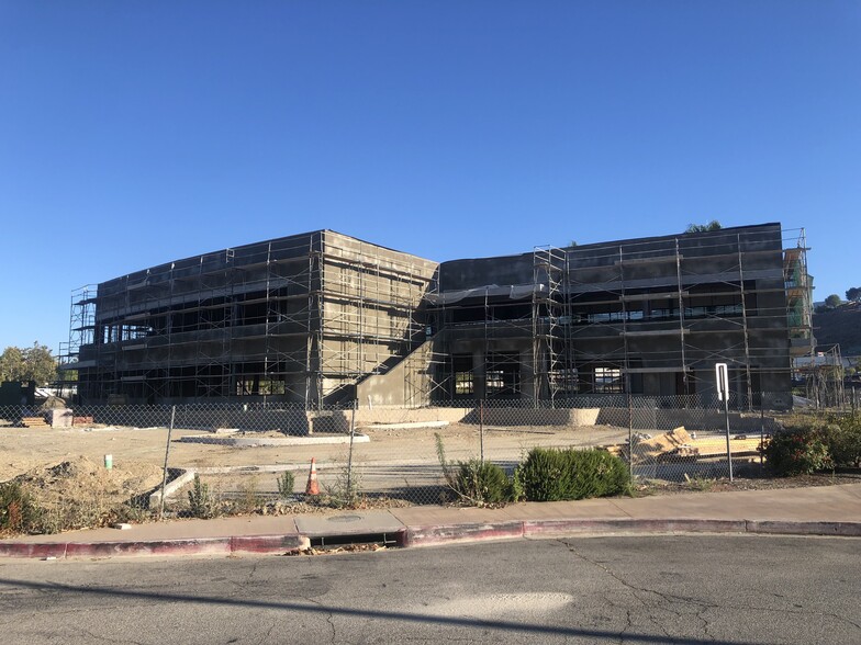2794 Pronio Cir, Corona, CA for lease - Construction Photo - Image 3 of 14