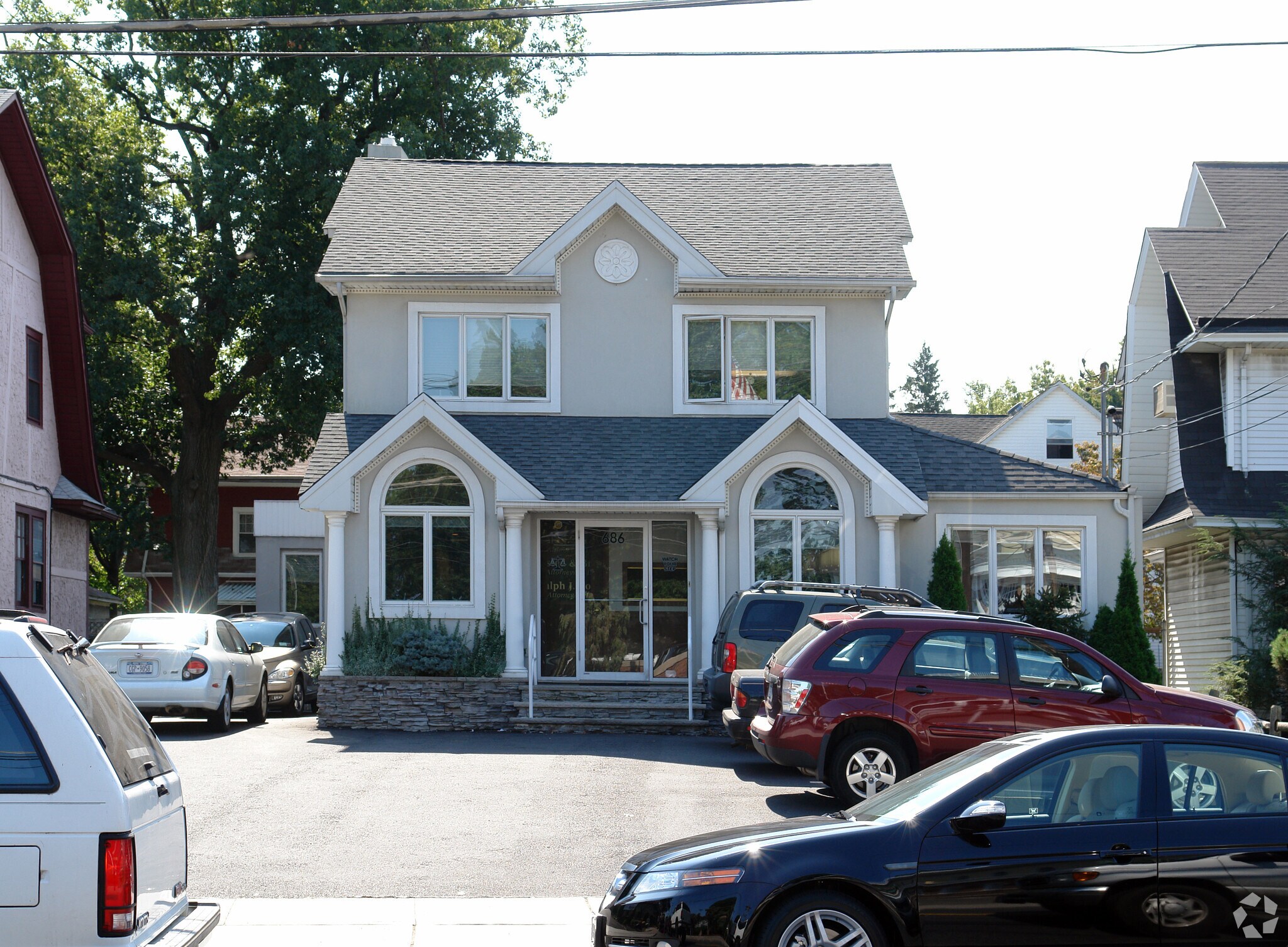 686 Forest Ave, Staten Island, NY for lease Building Photo- Image 1 of 3