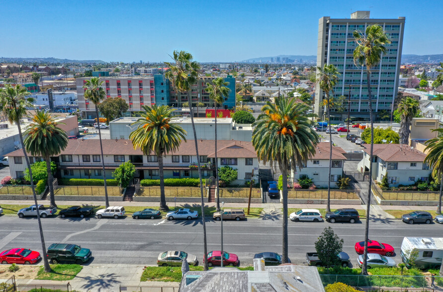 1207-1245 Menlo Ave, Los Angeles, CA for sale - Building Photo - Image 1 of 1