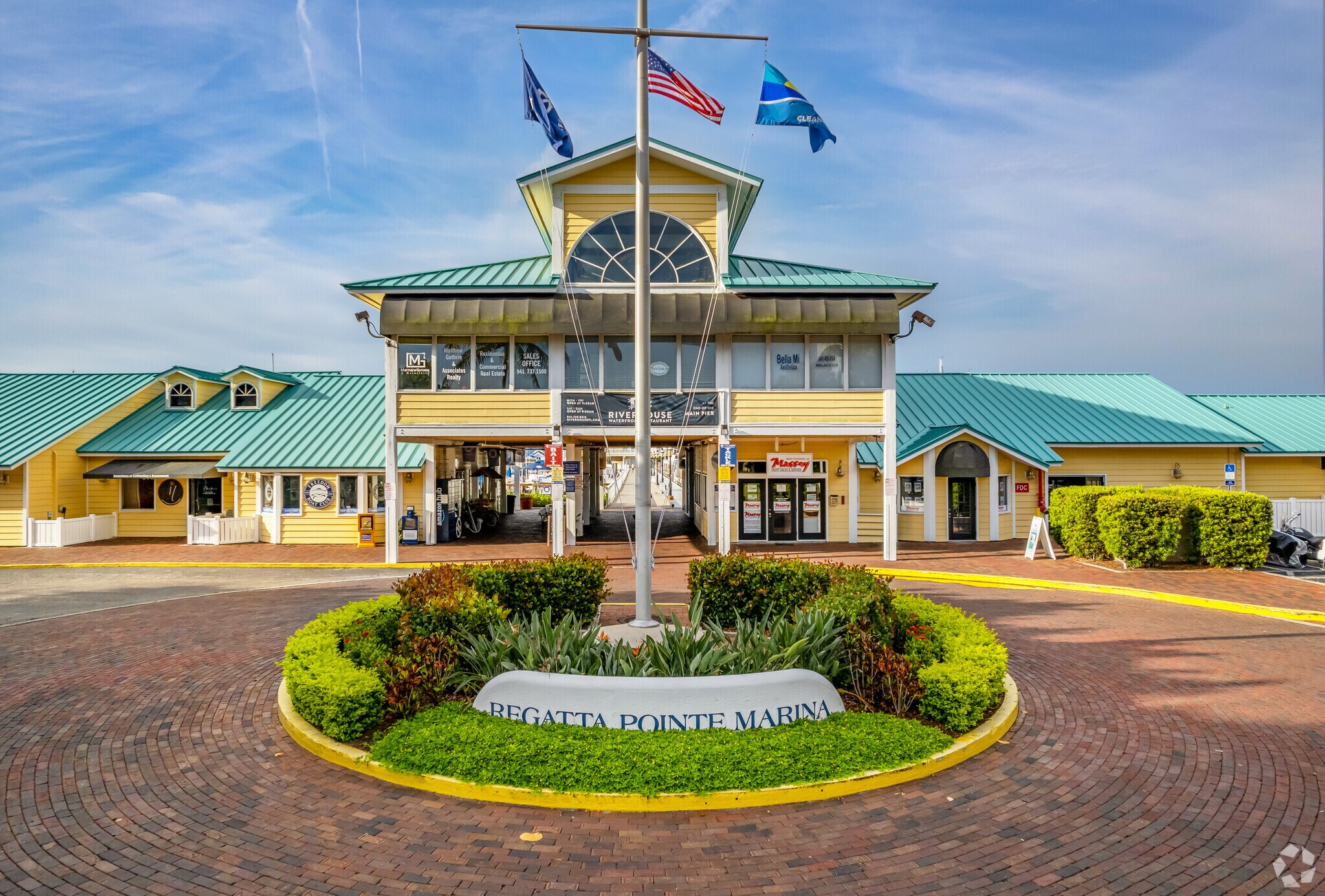 1001 Riverside Dr, Palmetto, FL for lease Primary Photo- Image 1 of 21