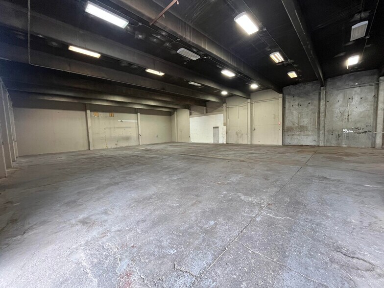 1615 E Chemical Dr, Kennewick, WA à louer - Photo du bâtiment - Image 3 de 15