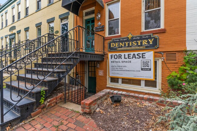 More details for 624 N Washington St, Alexandria, VA - Retail for Lease
