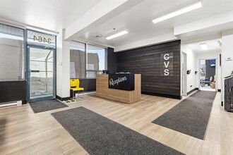 3460-3464 Av Francis-Hughes, Laval, QC for lease Lobby- Image 2 of 4