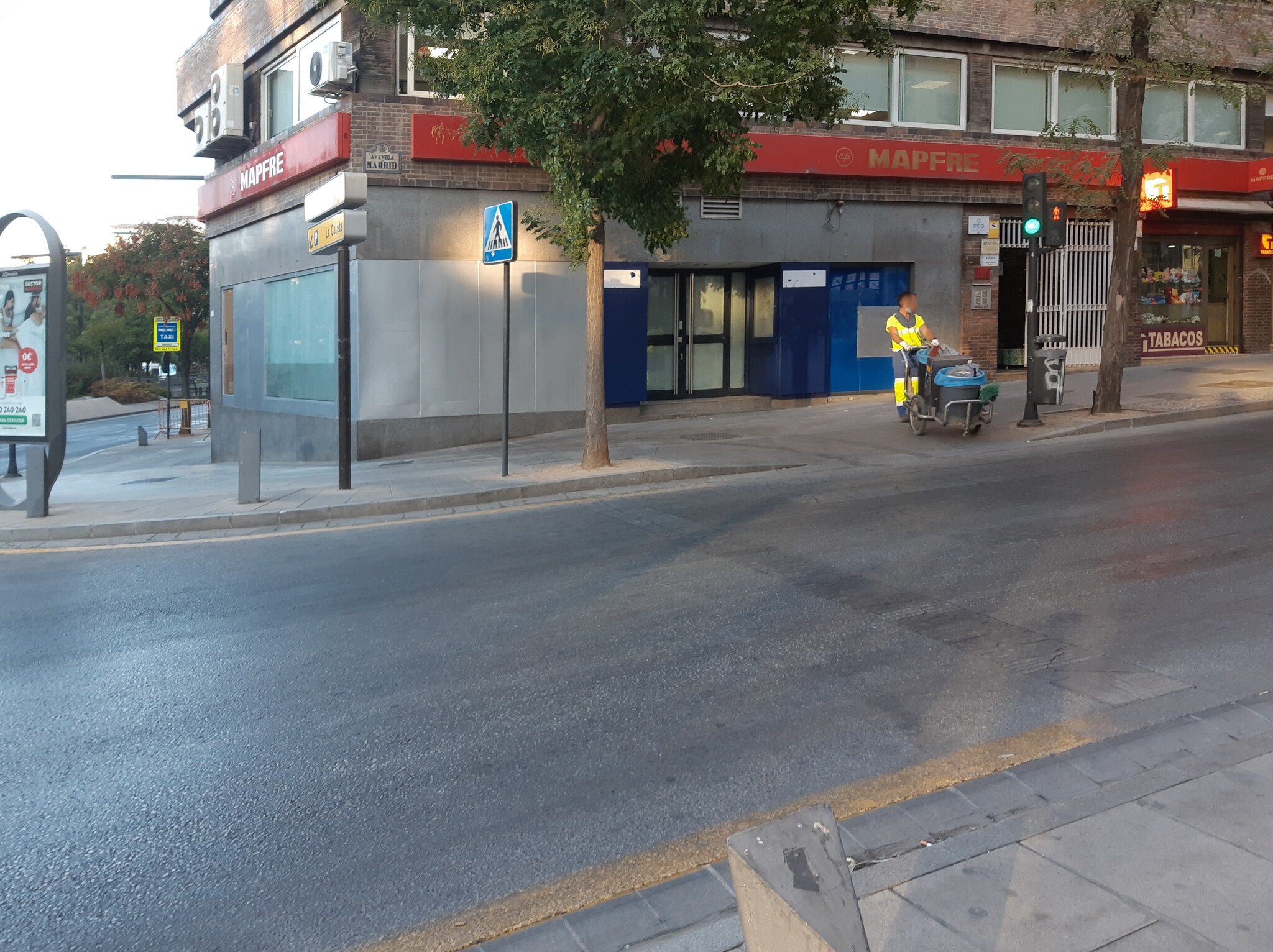 Avenida de Madrid, 1, Granada, Granada à louer Photo principale- Image 1 de 3