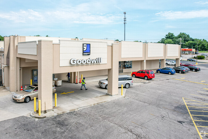 5615 Outer Loop, Louisville, KY for lease - Building Photo - Image 2 of 36