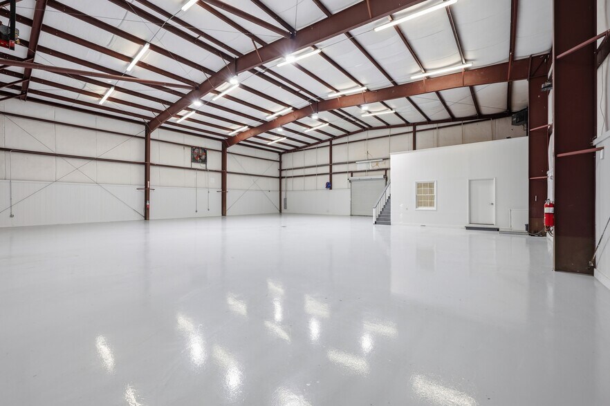 1131 Memorial Dr, Greenville, NC à louer - Photo du bâtiment - Image 3 de 16