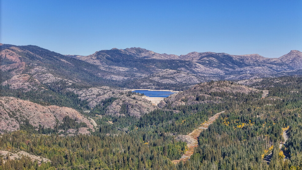 41855 Nyack Rd, Emigrant Gap, CA à vendre - Photo du b timent - Image 1 de 17