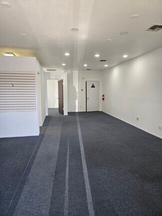 Plus de détails pour 3504 Oakdale Rd, Modesto, CA - Bureau à louer