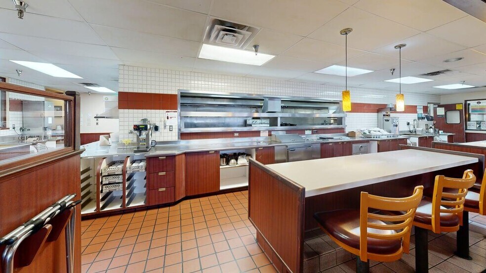 2010 Overland Ave, Billings, MT à vendre - Photo du bâtiment - Image 2 de 20