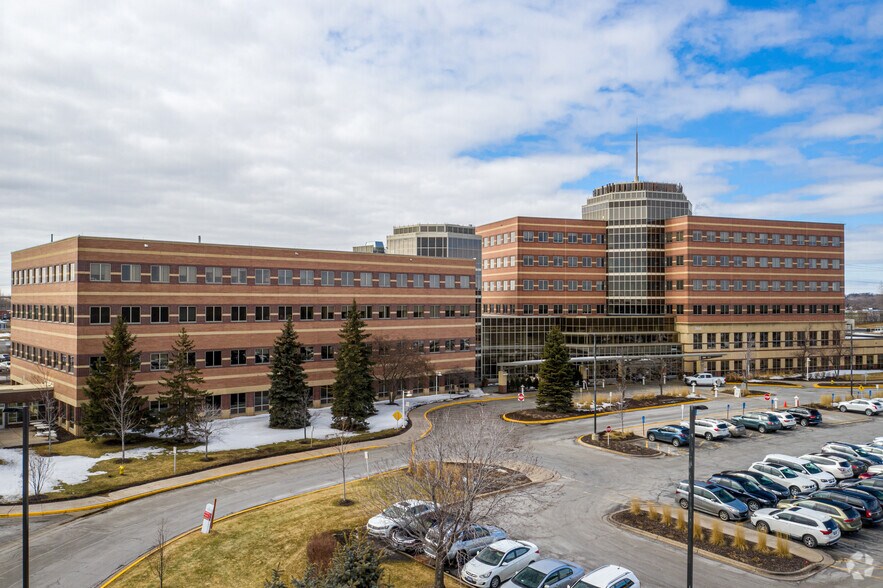 2805 Campus Dr, Plymouth, MN à louer - Photo principale - Image 1 de 6