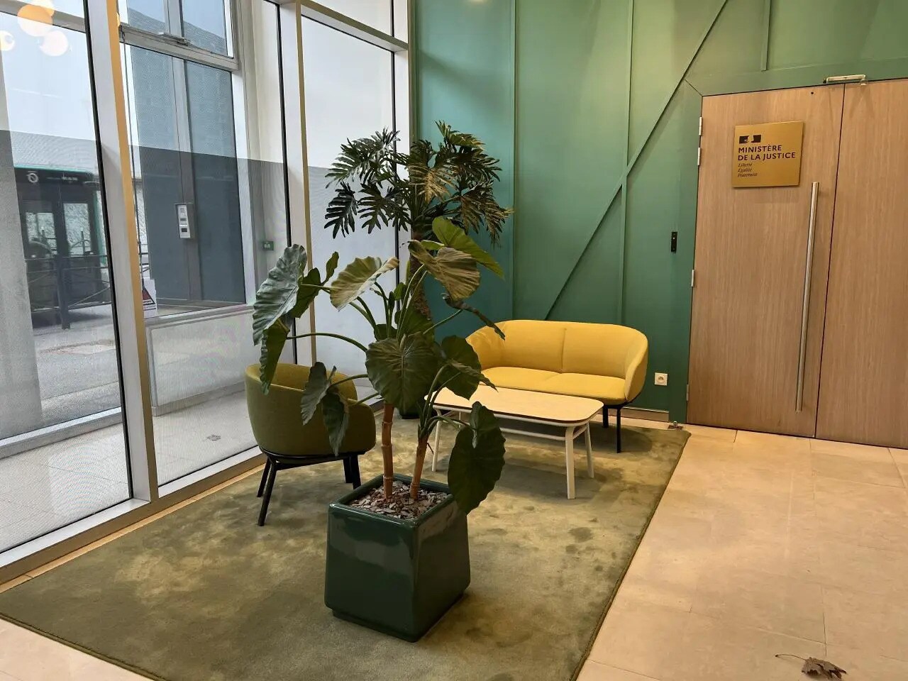 42 Boulevard De La Libération, Saint-Denis for lease Lobby- Image 1 of 10