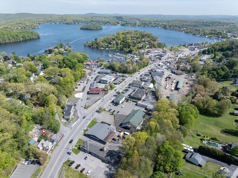 544 US-6, Mahopac, NY à vendre - Photo du bâtiment - Image 2 de 33