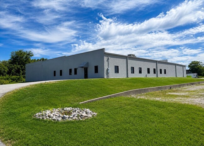 Plus de détails pour 4432 Ardmore Ave, Fort Wayne, IN - Industriel à louer