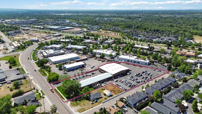 More details for 1345 E State St, Eagle, ID - Industrial for Lease