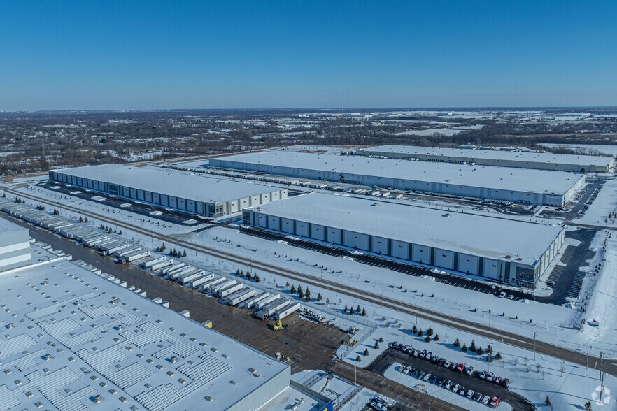 2000 S Rowell Ave, Joliet, IL à louer - Aérien - Image 3 de 5