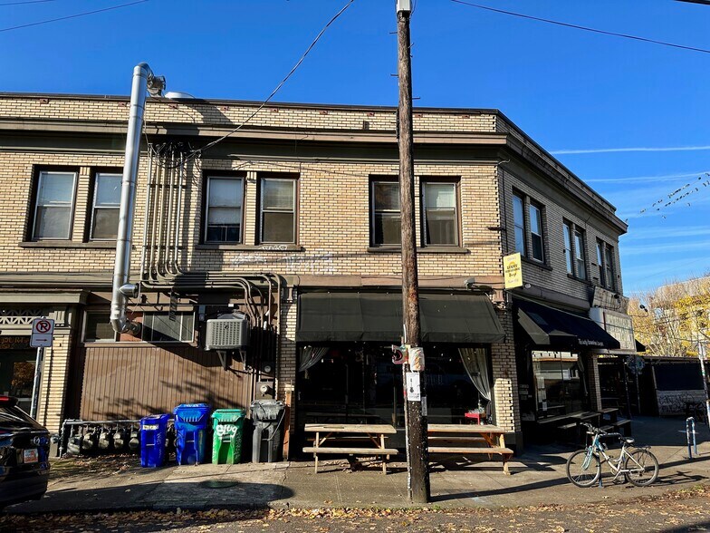 2510-2524 SE Clinton St, Portland, OR à vendre - Photo du bâtiment - Image 3 de 5