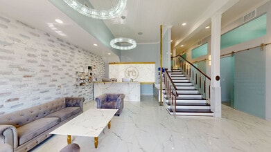 1212 South Blvd, Charlotte, NC for lease Interior Photo- Image 2 of 7