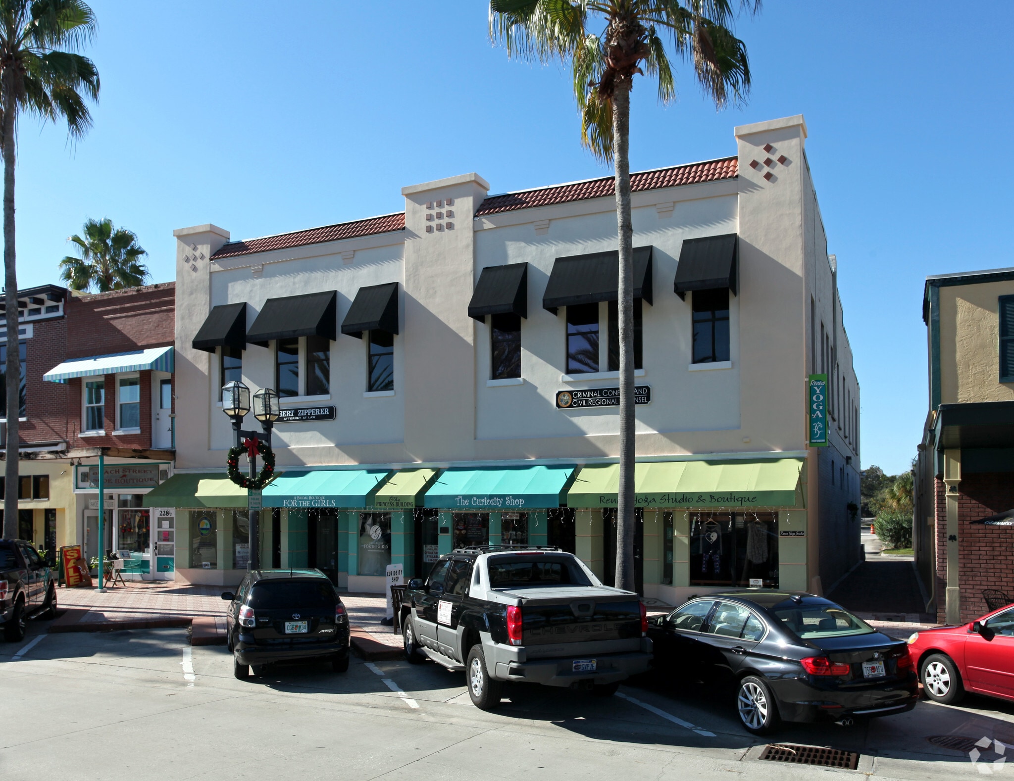 220-226 S Beach St, Daytona Beach, FL à louer Photo principale- Image 1 de 21