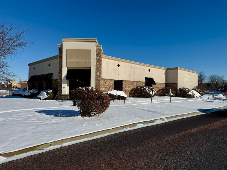 16165 S La Grange Rd, Orland Park, IL à louer - Photo du bâtiment - Image 2 de 2