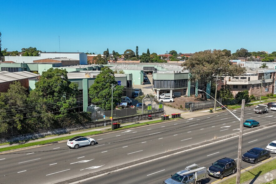 112 Benaroon Rd, Lakemba à louer - Photo principale - Image 1 de 4