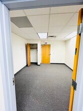 12940 Harriet Ave S, Burnsville, MN for lease Building Photo- Image 2 of 13