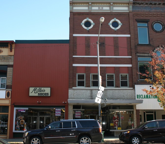 213-215 S Main St, Butler, PA à vendre - Photo principale - Image 1 de 1