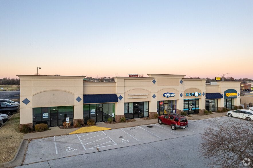 4127 S Kansas Expy, Springfield, MO for lease - Building Photo - Image 2 of 5