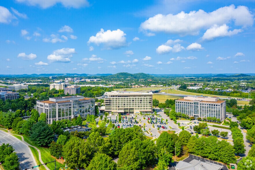 5000 Meridian Blvd, Franklin, TN à louer - Photo du bâtiment - Image 1 de 33