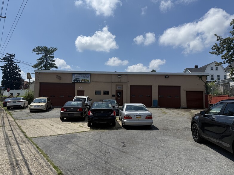 1845 Freemansburg Ave, Easton, PA for lease - Primary Photo - Image 1 of 11