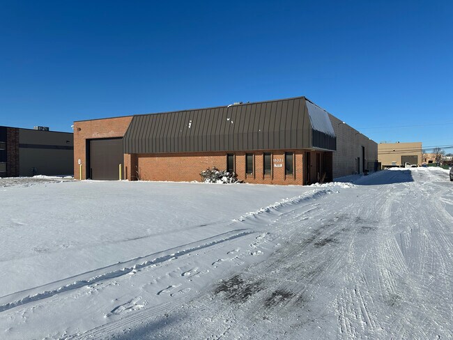 Plus de détails pour 18321-18333 Mike C Ct, Fraser, MI - Industriel à vendre