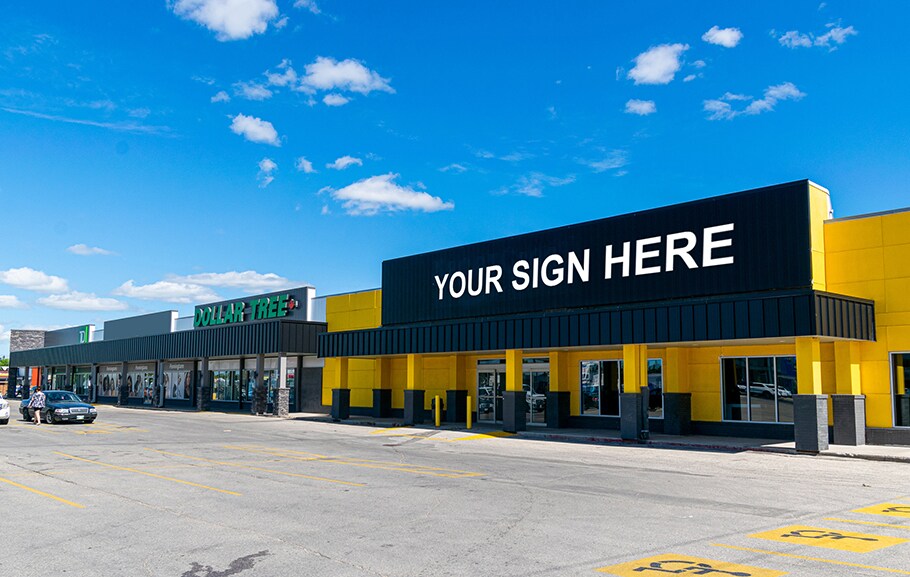 1375 Mcphillips St, Winnipeg, MB à louer - Photo du bâtiment - Image 2 de 7