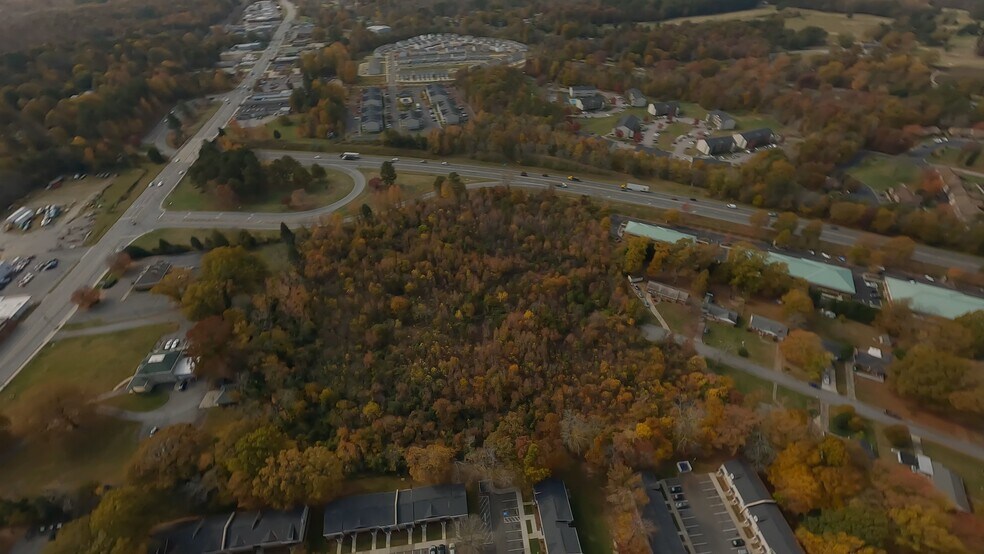 Jake Alexander Blvd, Salisbury, NC à vendre - Photo du bâtiment - Image 3 de 6