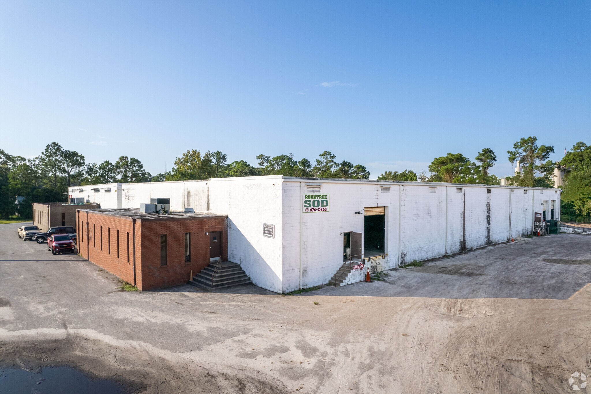 11436 11438 Phillips Highway portefeuille de 2 propriétés à vendre sur LoopNet.ca Photo principale- Image 1 de 11