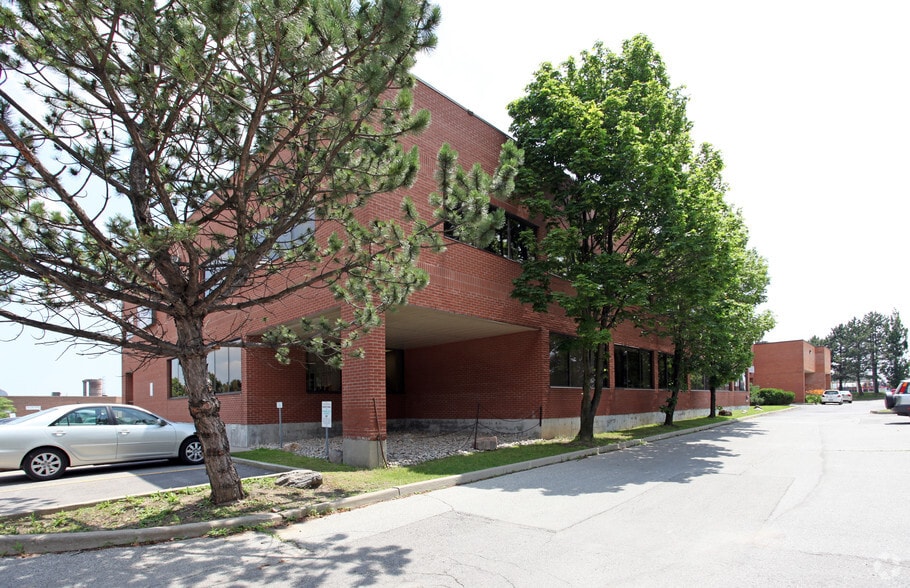 2000 Steeles Ave W, Vaughan, ON for sale - Building Photo - Image 2 of 2