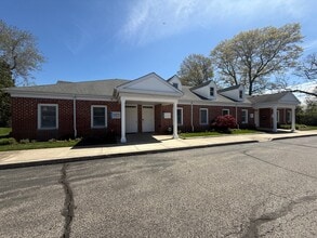 1149 Old Country Rd, Riverhead, NY for lease Interior Photo- Image 1 of 7