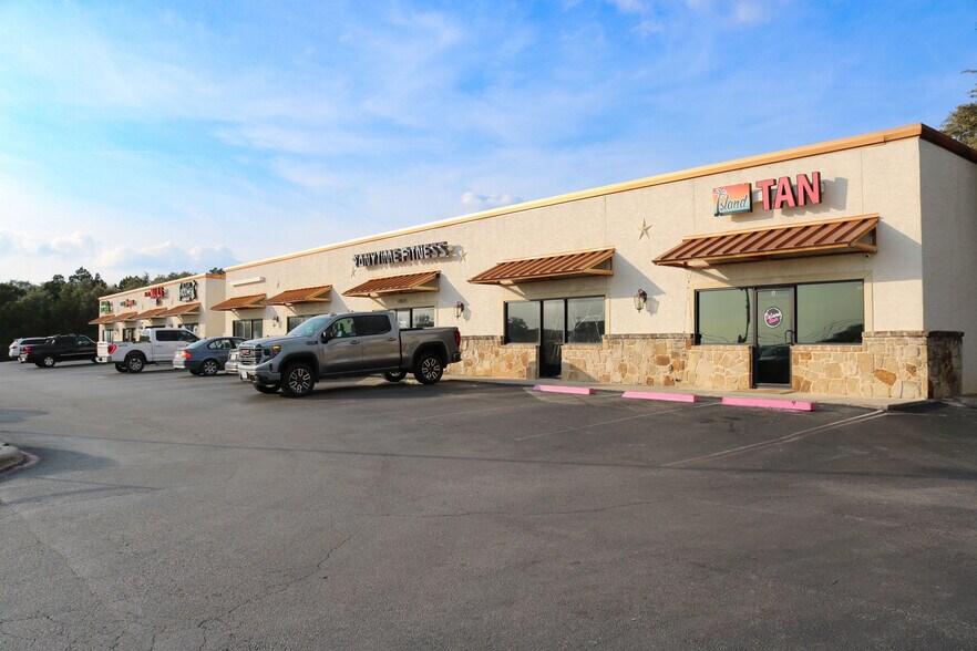 18670 Forty Six Pky, Spring Branch, TX for sale - Building Photo - Image 2 of 8