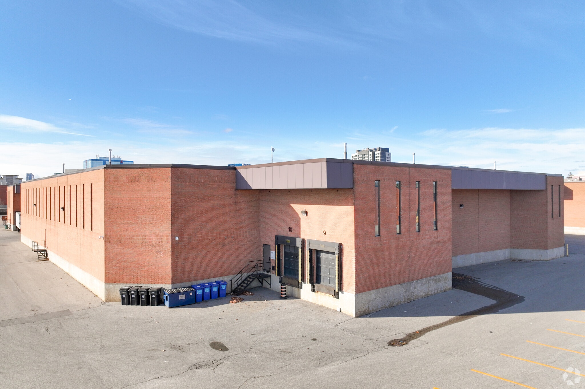802 Cochrane Dr, Markham, ON for lease Primary Photo- Image 1 of 4
