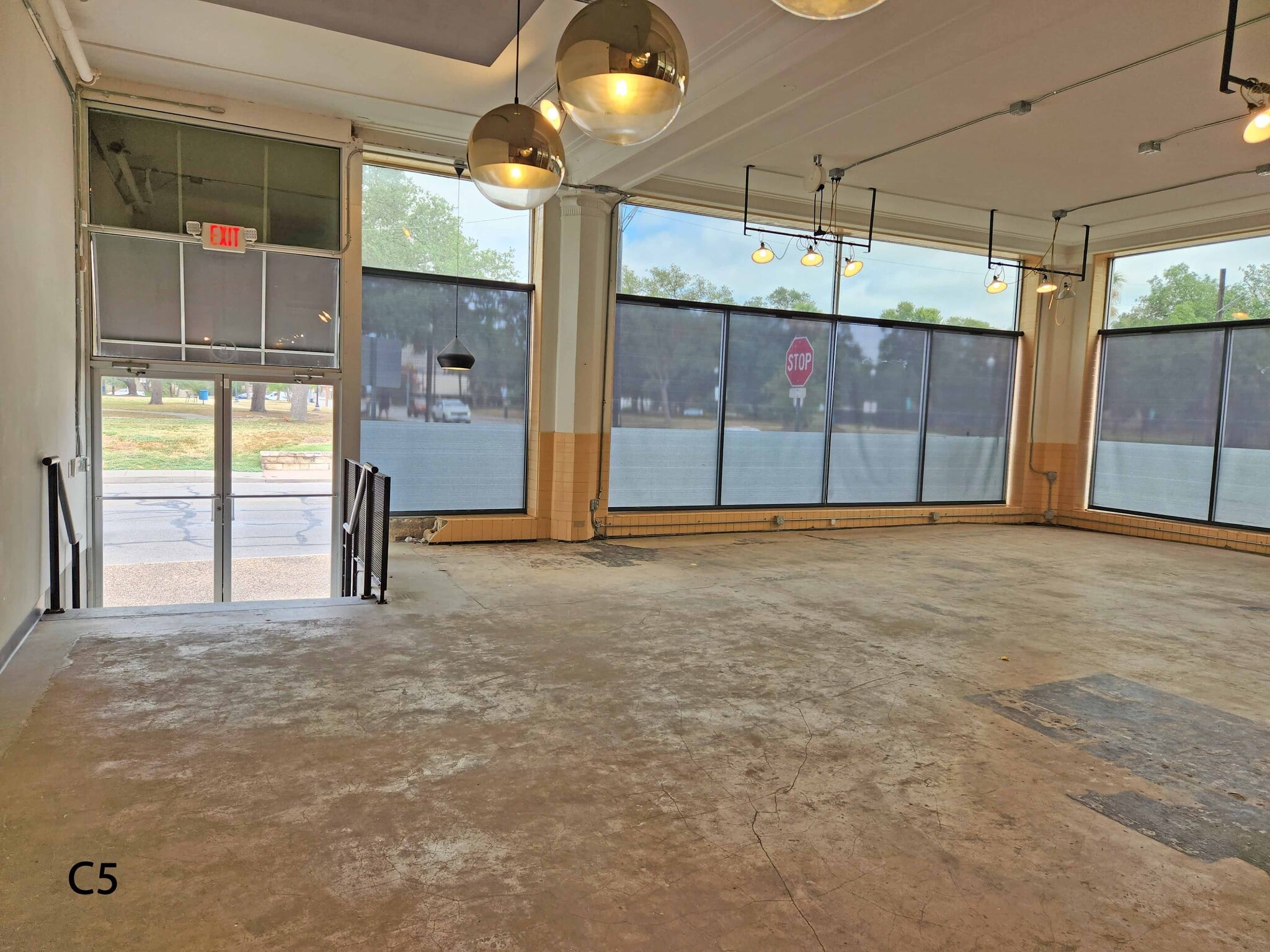 317 Lexington Ave, San Antonio, TX à louer Photo intérieure- Image 1 de 5