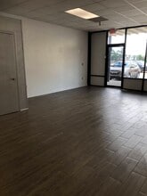 7040-7094 Read Blvd, New Orleans, LA for lease Building Photo- Image 2 of 2