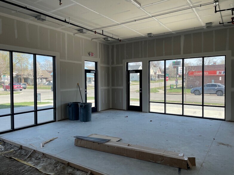 335 N 23rd St, Lincoln, NE à louer - Photo intérieure - Image 2 de 9