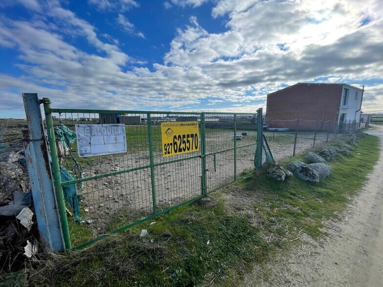 Land in Arroyo de la Luz, Cáceres for sale - Primary Photo - Image 1 of 6