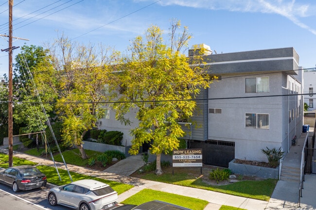 Plus de détails pour 4406 Cahuenga Blvd, Toluca Lake, CA - Multi-résidentiel à vendre